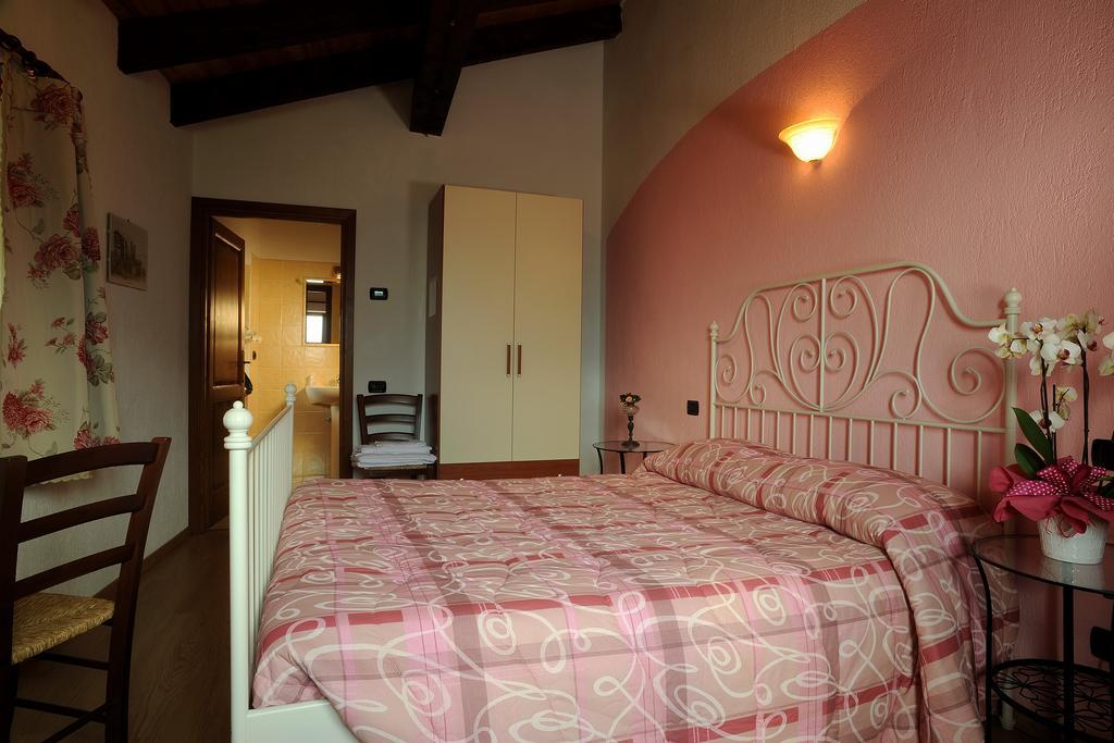 Maison Lombard Otel Verrayes Oda fotoğraf