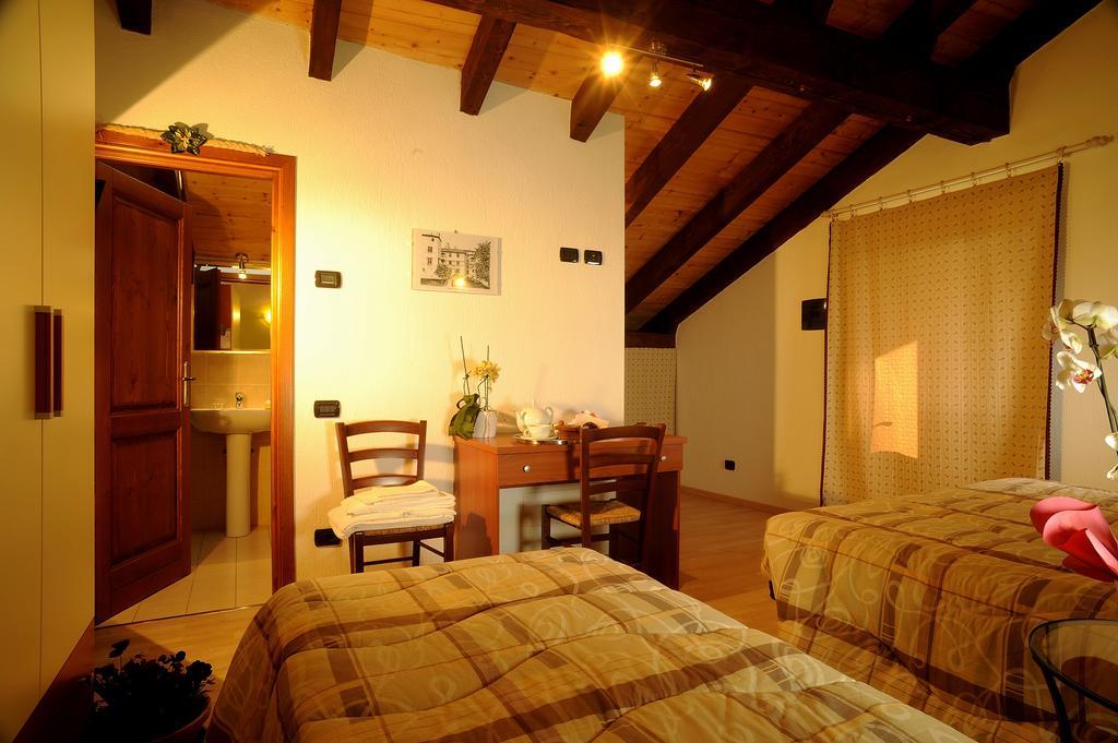 Maison Lombard Otel Verrayes Oda fotoğraf