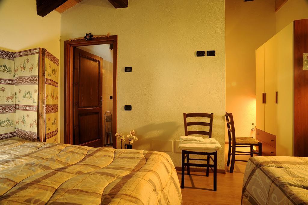 Maison Lombard Otel Verrayes Oda fotoğraf