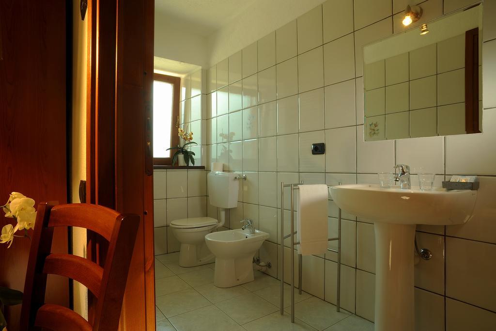 Maison Lombard Otel Verrayes Oda fotoğraf